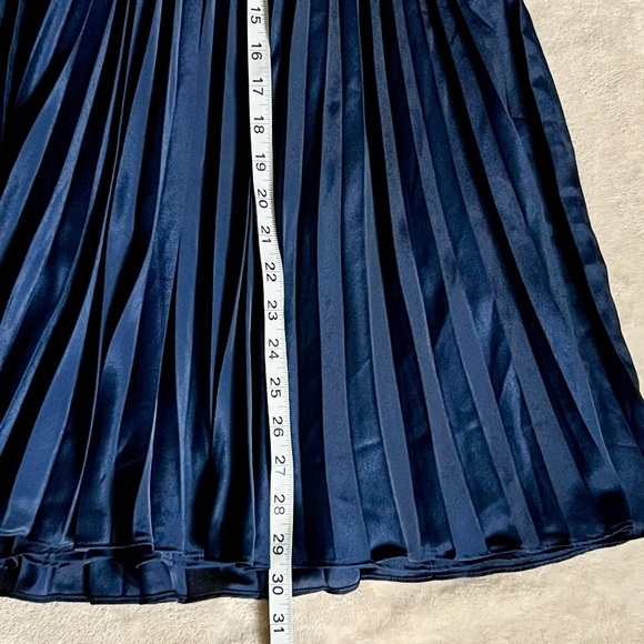 Polo Ralph Lauren Blue Pleated Skirt Size L - Picture 10 of 10